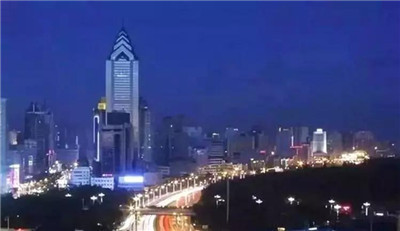 乌鲁木齐市多少人口_乌鲁木齐市地图