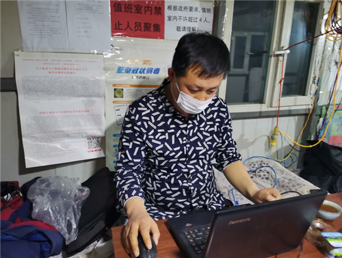 返乡人口摸排_农民工返乡图片(3)