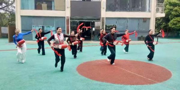 “麻雀艺评”让文艺评论走进烟火人间(图3)