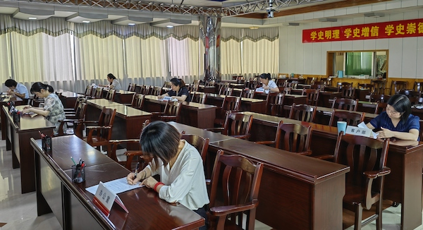 考学活动现场.jpg