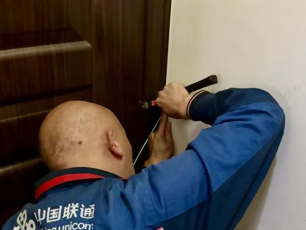 【联通好服务 用心为客户】上门服务，不留遗憾-天津联通河西区分公司梅江营销服务中心配图2.png